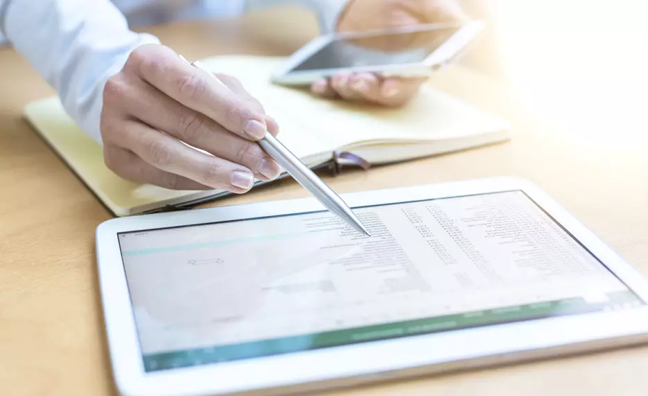 Accounts Payable Specialist Excel 2019 GES2091 voucher935x572